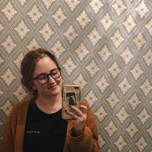 Meet your Posher, Catherine